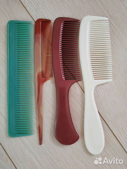 Расчески д/волос, пластик, СССР и позже, пакетом