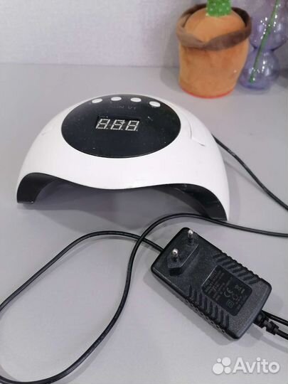 Лампа для маникюра