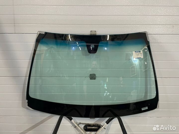 Лобовое стекло Mercedes w213
