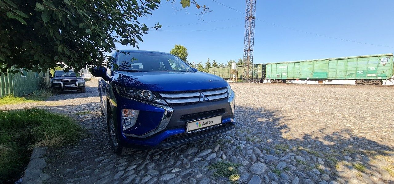Mitsubishi Eclipse Cross: фото владельца