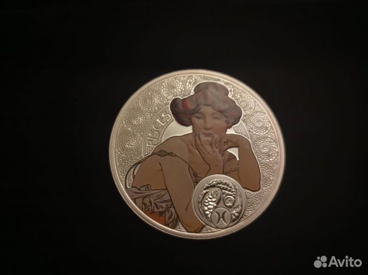 Монета elizabeth 2 1 dollar niue island 2011