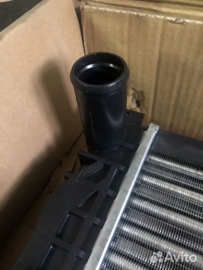 Радиатор охлаждения Mahle CR648000s