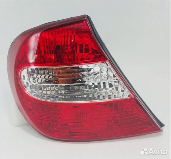 Фонарь задний toyota camry 30