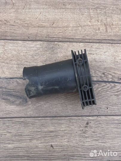 Патрубок Renault Laguna 1.9