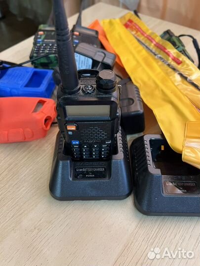 Портативная радиостанция Baofeng UV-5R