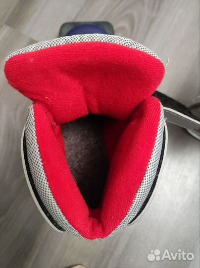 Лыжные ботинки