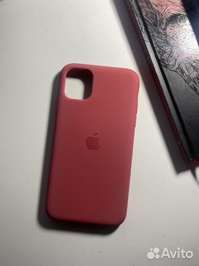 Чехол на iPhone 11