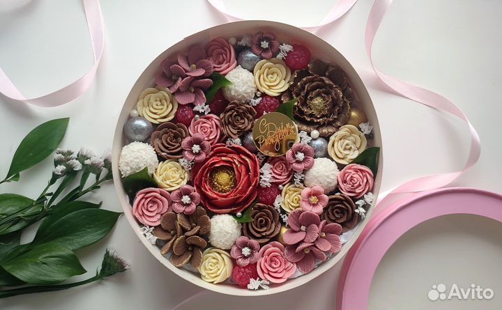 Шоколадные цветы, торт цифра