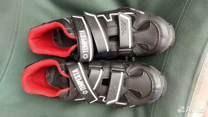 Педали контактные и велотуфли Tempesta