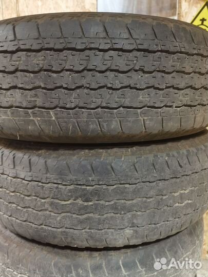 Bridgestone Dueler H/T 245/70 R16