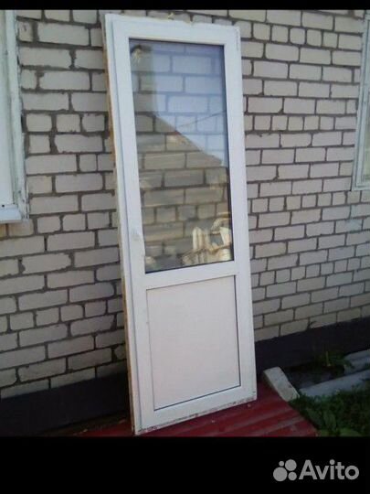 Дверь пластиковая