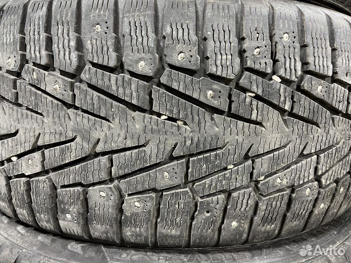 Nokian Tyres Hakkapeliitta 7 SUV 265/50 R20