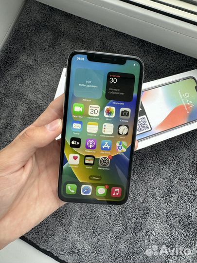 iPhone X, 64 ГБ