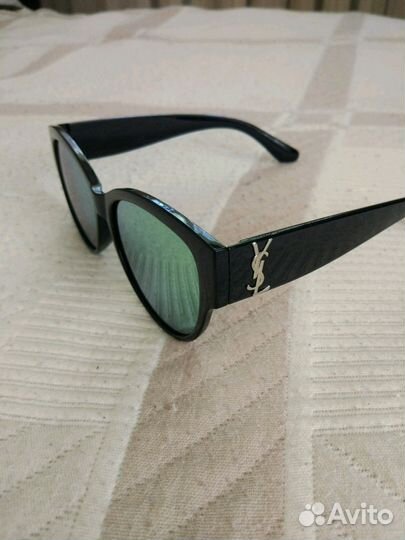 Очки солнцезащитные