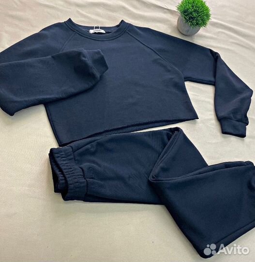 Спортивный костюм женский