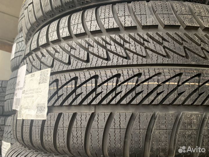 Goodyear UltraGrip Performance 285/45 R20