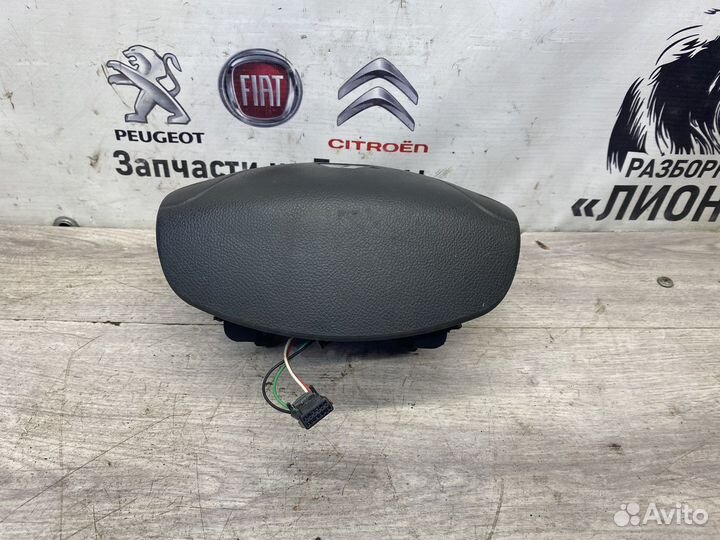 Подушка безопасности водителя Рено Мастер 3