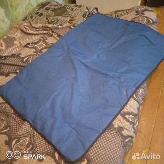 Большая лежанка для собак