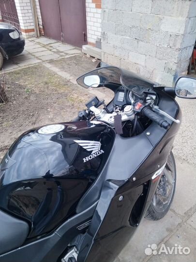 Мотоцикл Honda CBR 1100 XX Black bird