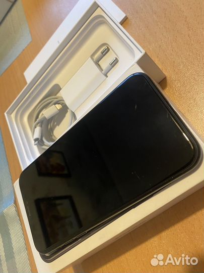 iPhone XR 64gb