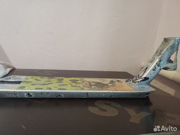 Деталь от трюкового самоката