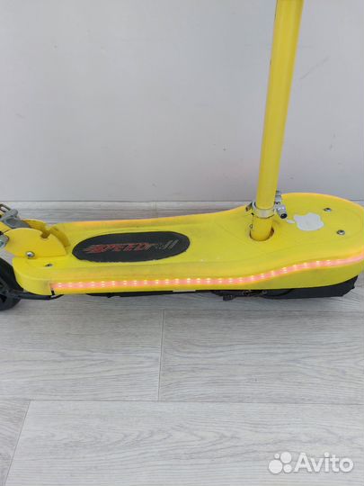 Электросамокат с сиденьем бу