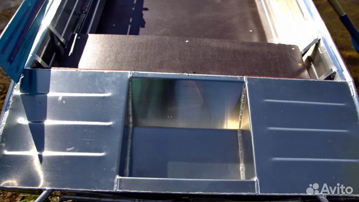 Моторно-гребная лодка Тактика-320