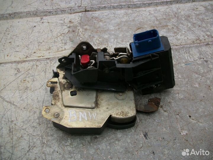 Замок задний левый Бмв е36