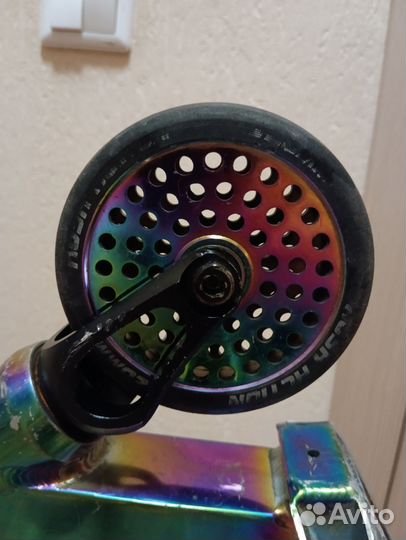 Трюковой самокат rash action