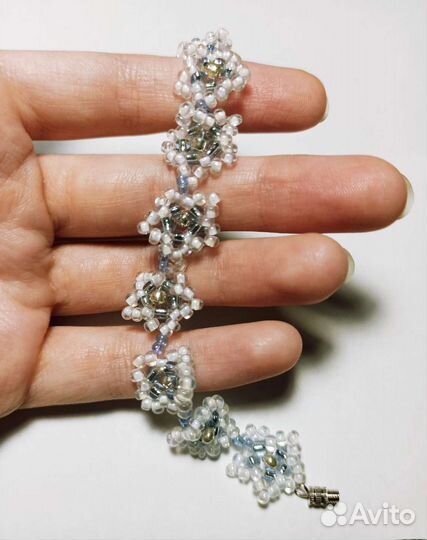 Браслет из бисера