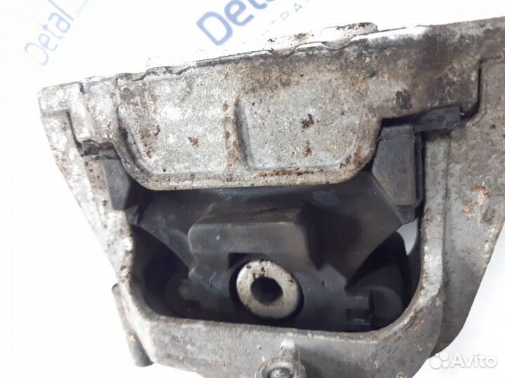 Подушка двигателя Skoda Octavia A5 1.9 TDI BKC