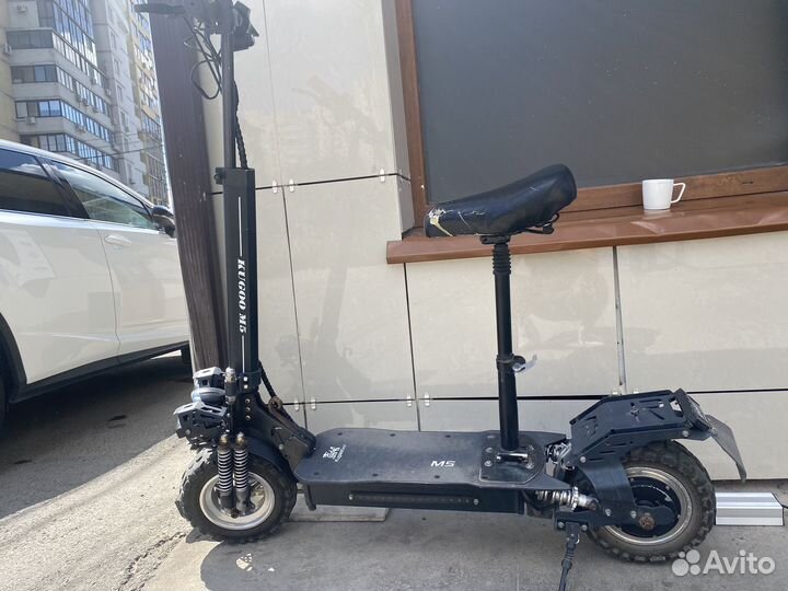 Самокат взрослый электрический