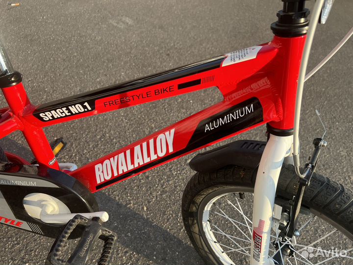 Велосипед детский Royal Baby RB18-17