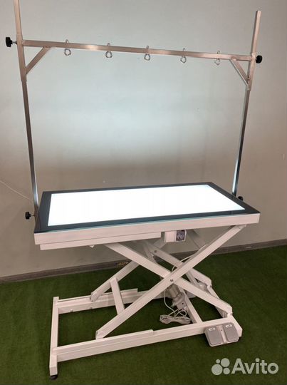 Стол для груминга с LED подсветкой