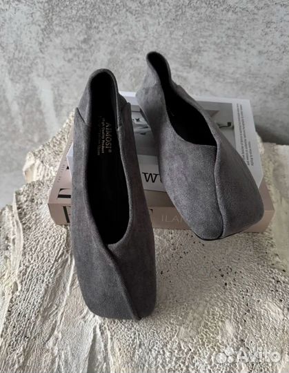 Лоферы женские замш