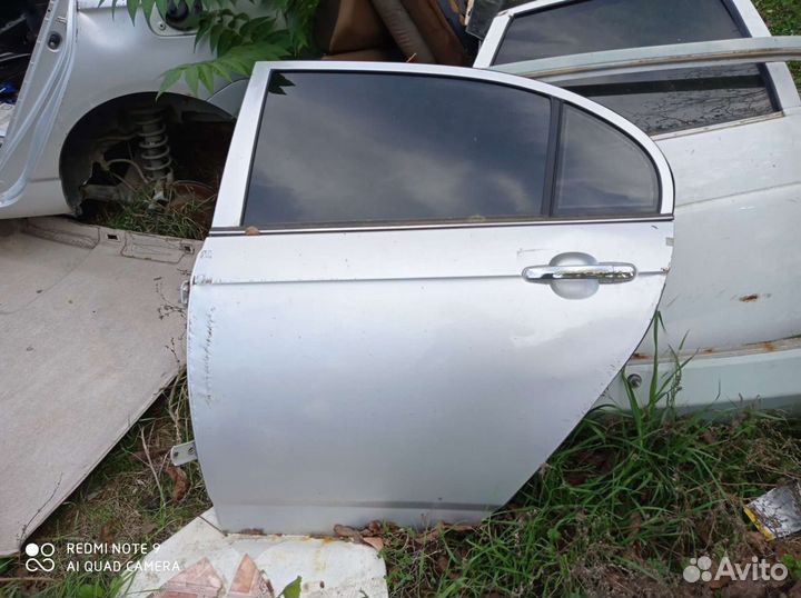 Дверь левая задняя lifan solano