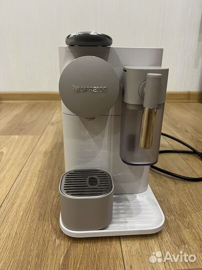Кофемашина delonghi nespresso