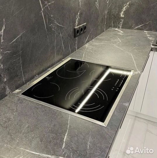 Кухонный гарнитур новый