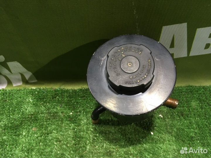 Бачок гидроусилителя руля Nissan Wingroad Y10