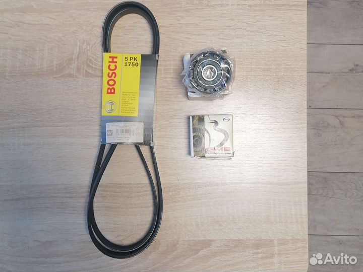 Приводной ремень и 2 натяжных ролика