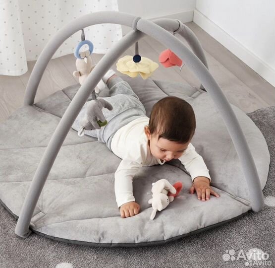 Развивающий коврик и мобиль Гулигаст Икеа