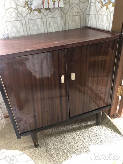 Тумбочка для одежды или под тв