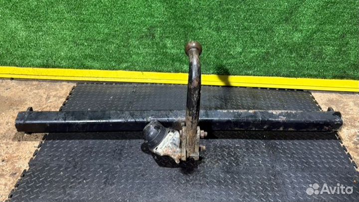 Прицепное устройство (фаркоп) Nissan Qashqai 1.5