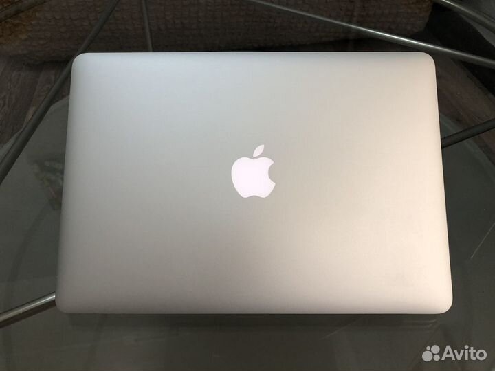 Macbook air 13 2015 8/256