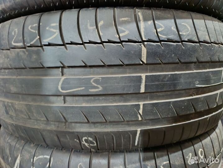 Michelin Latitude Sport 255/45 R20 106V