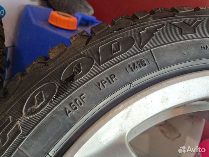 Goodyear Ultragrip 600 205/55 R16 94T