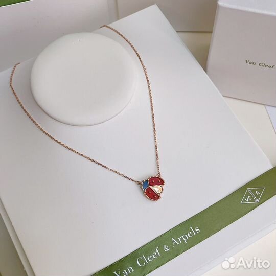 Van cleef колье из золота 750 пробы