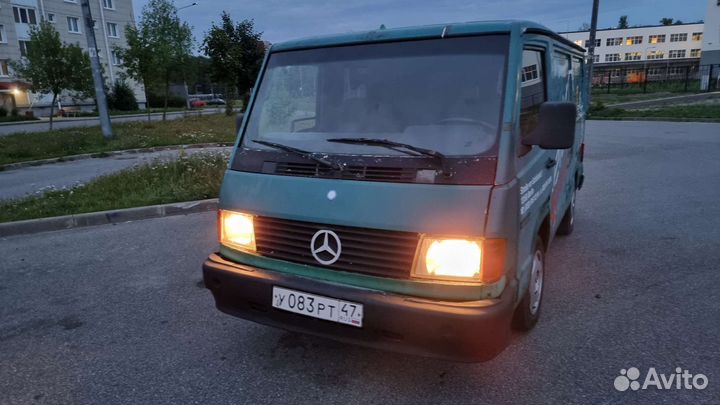 Mercedes-Benz MB100 цельнометаллический, 1993