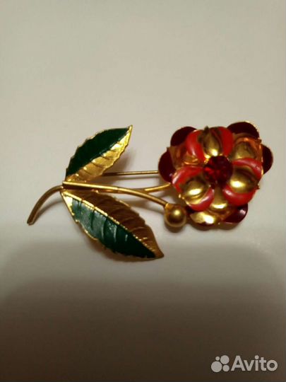 Винтажные старинные брошки