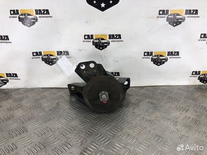 Опора двигателя правая R Hyundai Tucson